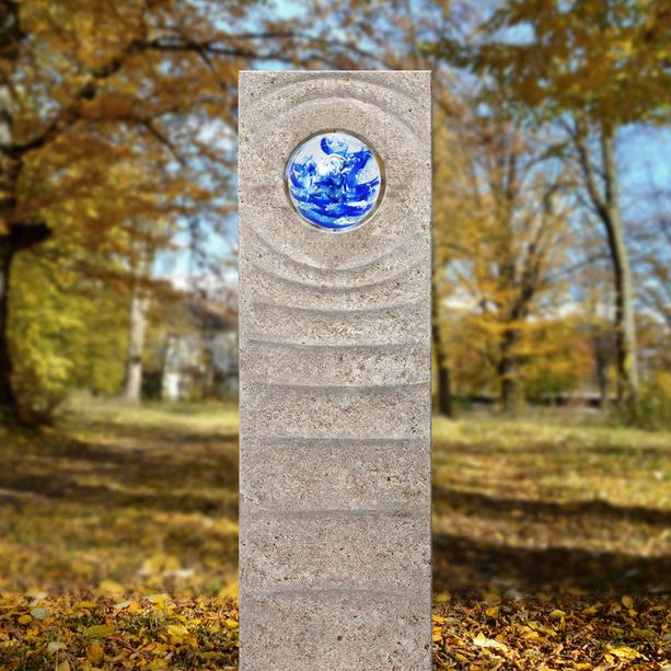 Muschelkalk Einzelgrabstein mit Glas Kugel blau - Levanto Aqua