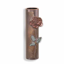 Schmale Wandvase aus Metall mit Rose - Desi