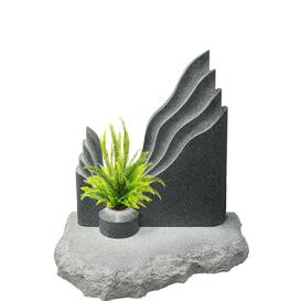 Zweiteiliger Granit Urnengrabstein mit Farn Bepflanzung -...