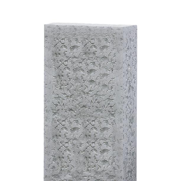 Rustikaler Grabstein fr ein Einzelgrab aus hellem Kalkstein - Caserta