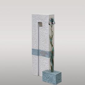 Zweifarbiges Urnengrabmal mit floraler Bronze - Cilento...