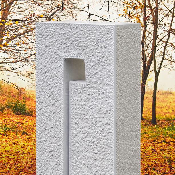 Modernes Urnengrabmal aus rustikalem Jura Kalkstein - Cilento Nova