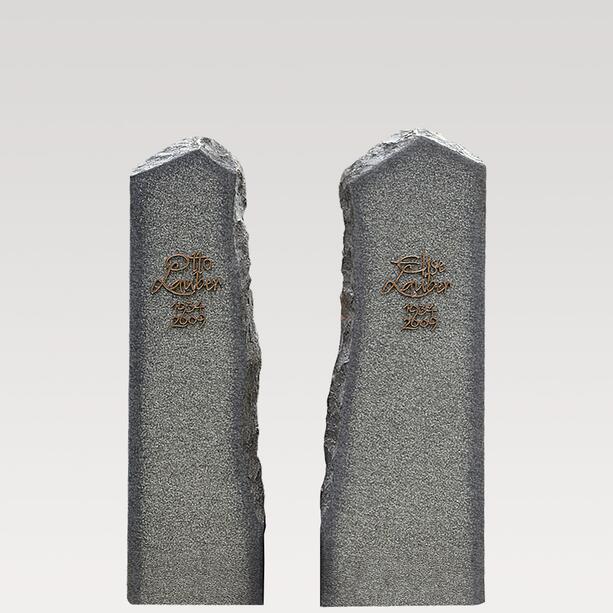 Zweiteiliges Granit Grabmal fr ein Einzelgrab mit Rosenbaum - Magnus Rosa