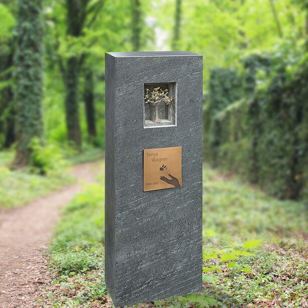 Urnengrab Grabdenkmal in Granit mit Lebensbaum aus Bronze - Genevive Vita