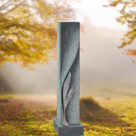 Einzelgrab Grabstein Stele mit floralem Bronze Ornament...