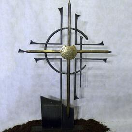 Stilvolles Grabkreuz aus Stahl & Bronze mit Schrifttafel...