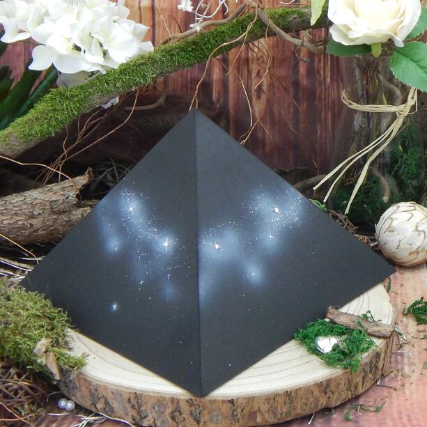 Schwarze Pyramiden Urne fr Kleintiere mit hellem Sternenschweif aus Strass - Avesta