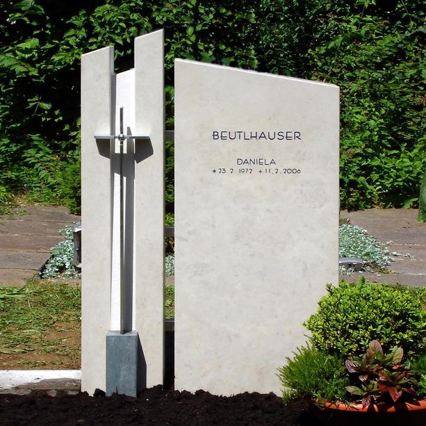 Urnengrabmal aus Naturstein mit Kreuz - Tellaro