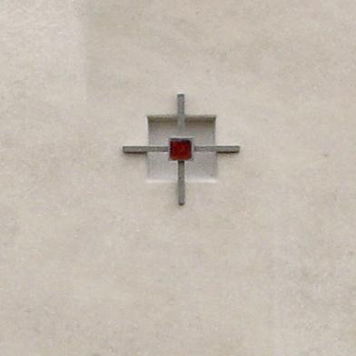 Grabstein Naturstein handwerklich mit Kreuz kaufen - Tabula