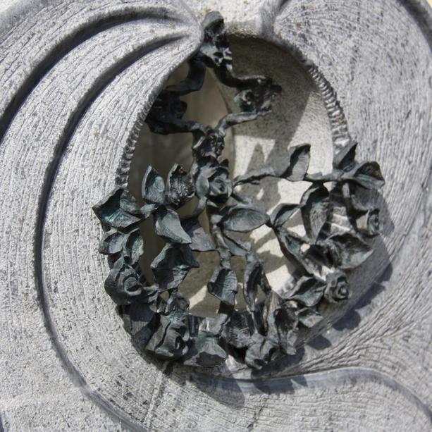 Marmor Urnengrabstein mit Aluminium Deko - Floresco