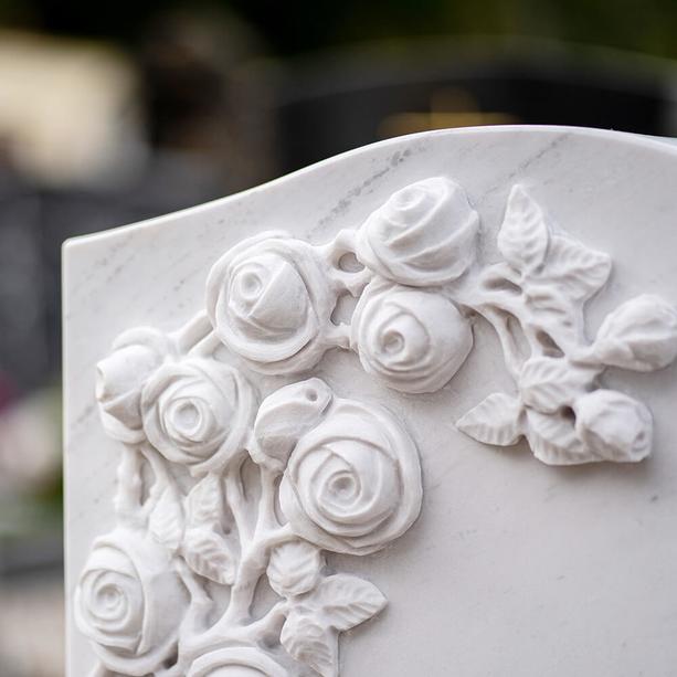 Weißer Marmor Grabstein mit Blumen - Corianda