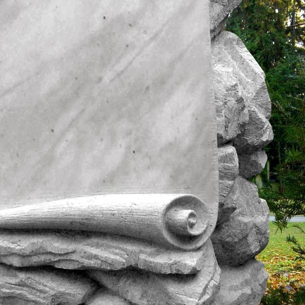 Grabstein Familiengrab rustikal Schriftrolle - Voltaire