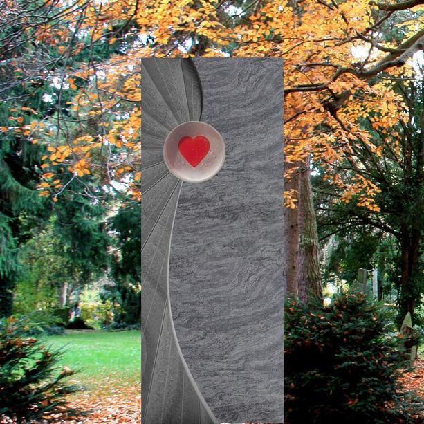 Naturstein Grabmal mit Glas Herz kaufen - Fiavoro
