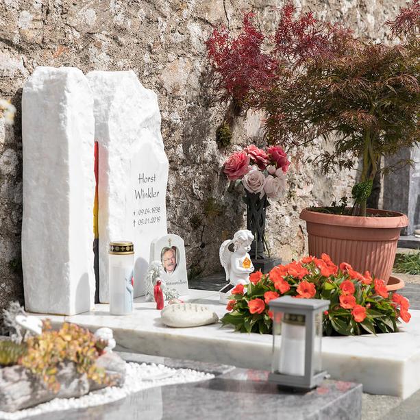 Zweiteiliger Grabstein Kindergrab mit Glas - Majestroso