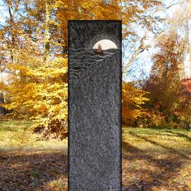 Einzelgrab Naturgrabstein exklusiv vom Bildhauer online -...