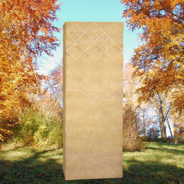 Steinmetz Grabstein fr Doppelgrab aus Kalkstein mit Muster - Elytis