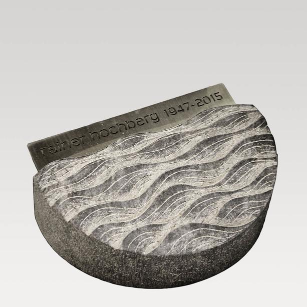 Urnengrab Liegeplatte halbrund mit Edelstahl Schriftplatte - Memento Orbis